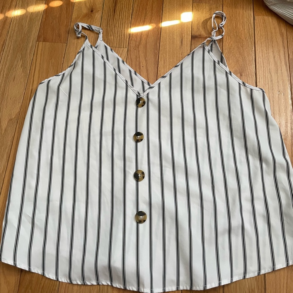 SHEIN top